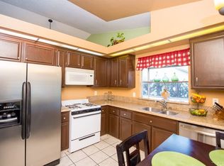 12004 Weeping Willow Ln, Fontana, CA 92337