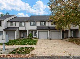 74 Lexington Cir, Matawan, NJ 07747