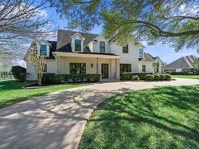 2703 Cavallo Pass — Photo 3