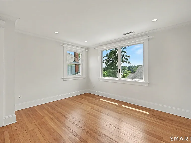 5 Oakland Ter — Photo 17