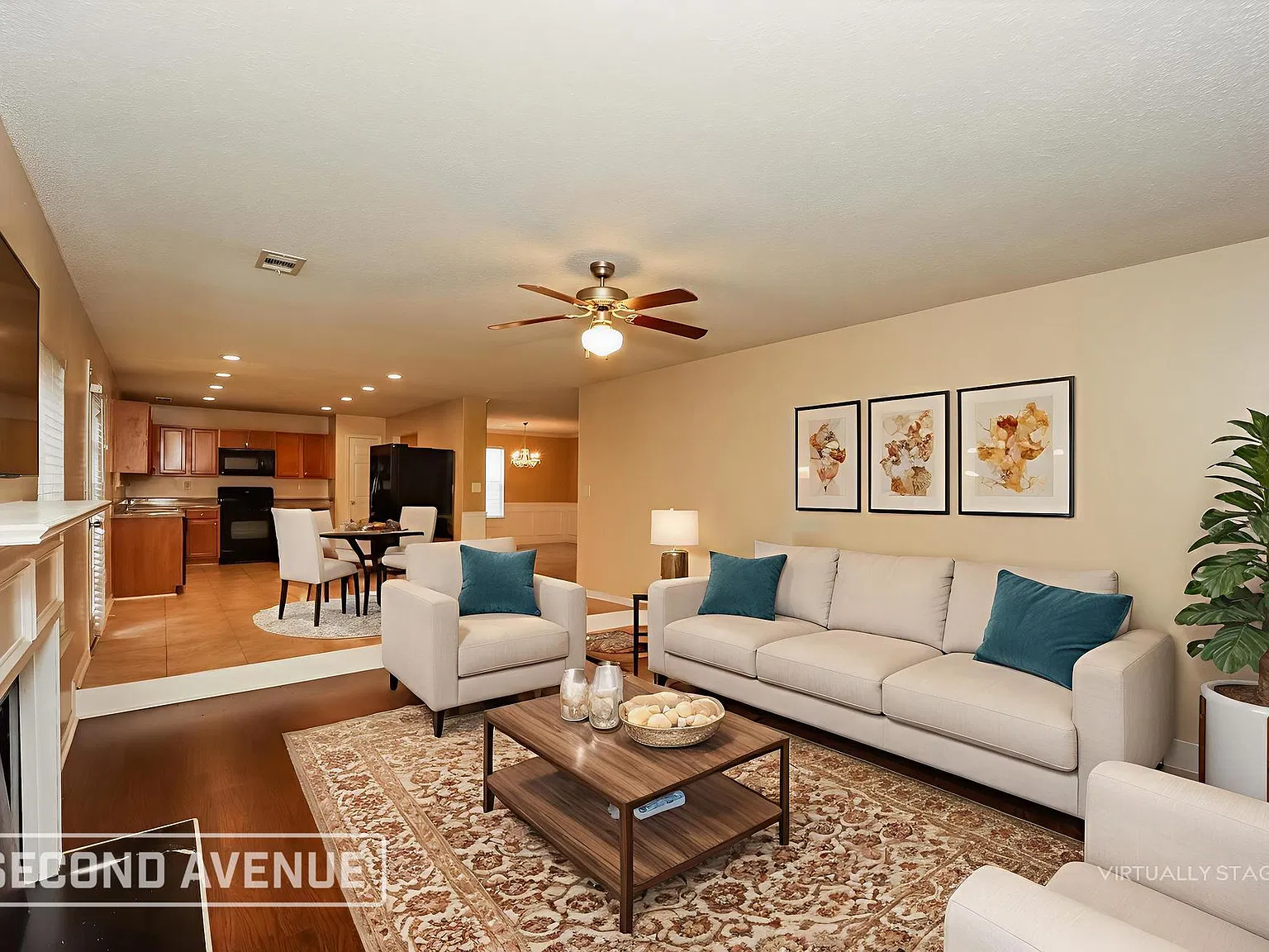 4 bed, 3.0 bath, 2720 sqft, $2,399 — Photo 2