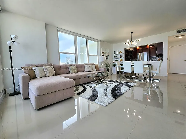 3505 S Ocean Dr #521 — Photo 5