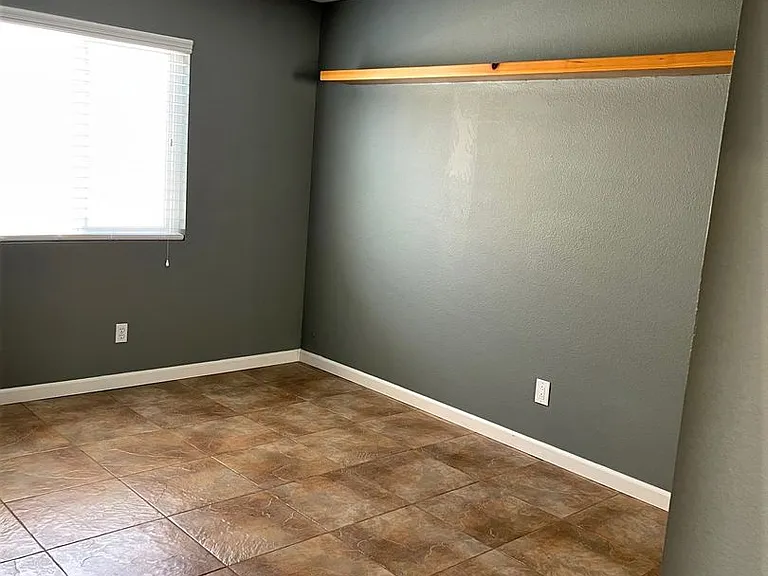 30399 Sterling Rd — Photo 34