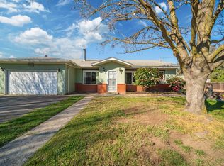 225 N Airport Way, Manteca, CA