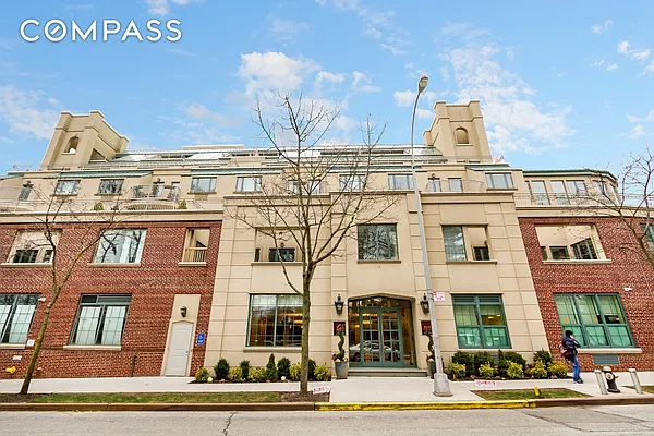 Rented by Compass | media 49