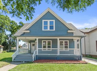 1021 Park Ave, Racine, WI 53403