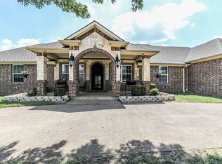 1125 N Day Miar Rd, Mansfield, TX 76063