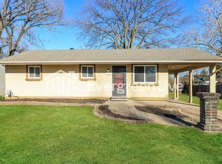 725 Tyson Dr, Florissant, MO 63031