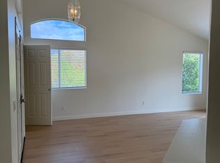 500 Bannister Way APT B, Simi Valley, CA 93065