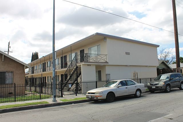 1st image of 2978 Randolph St #J
