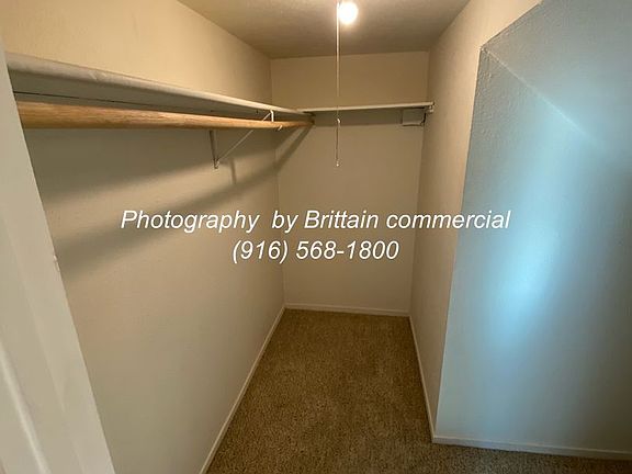 4th image of 1616 E St APT 3