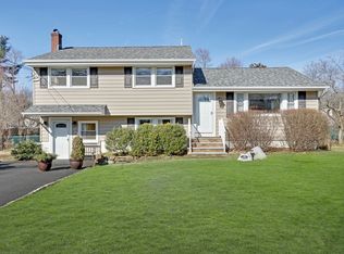 66 McGuffy Ave, Somerset, NJ 08873