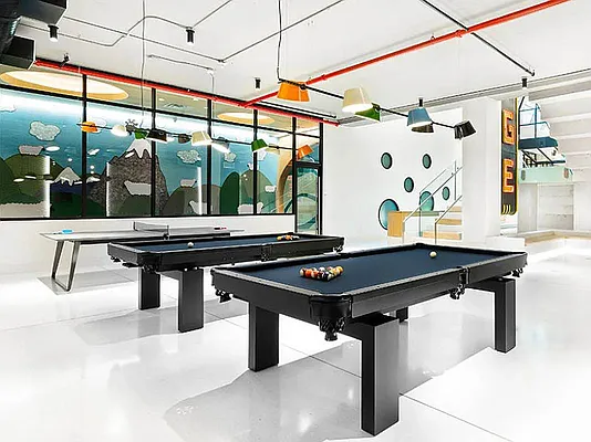 Rented by E Realty International Corp | media 7