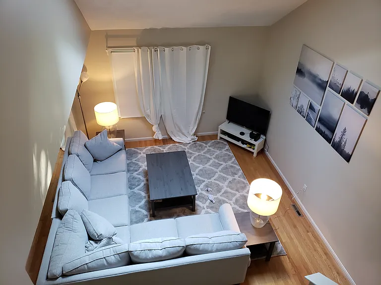 801 Manor Ter #801 — Photo 6
