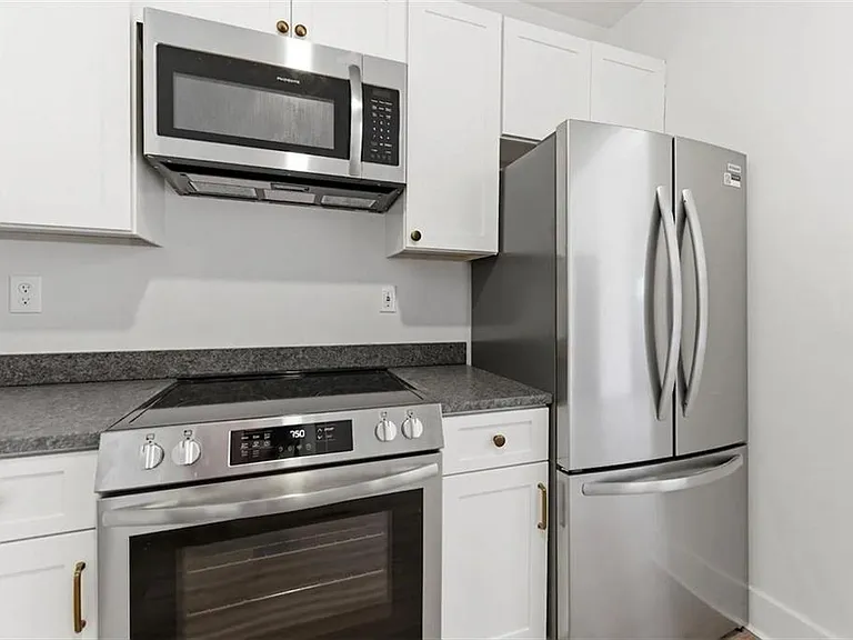 320 Shoal Creek Rd #101 — Photo 5