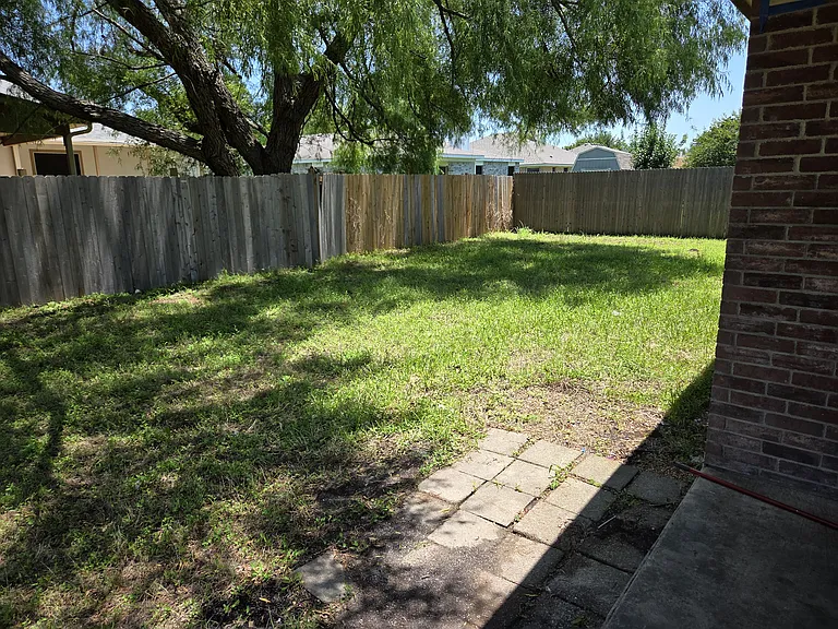 5109 Coach Stop Dr — Photo 11