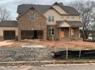 978 Lake Rockwell Way, Winder, GA 30680