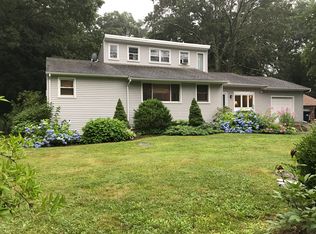 53 Elbow Hill Rd, Brookfield, CT 06804