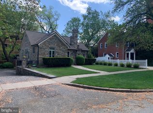 8009 Glenbrook Rd, Bethesda, MD 20814