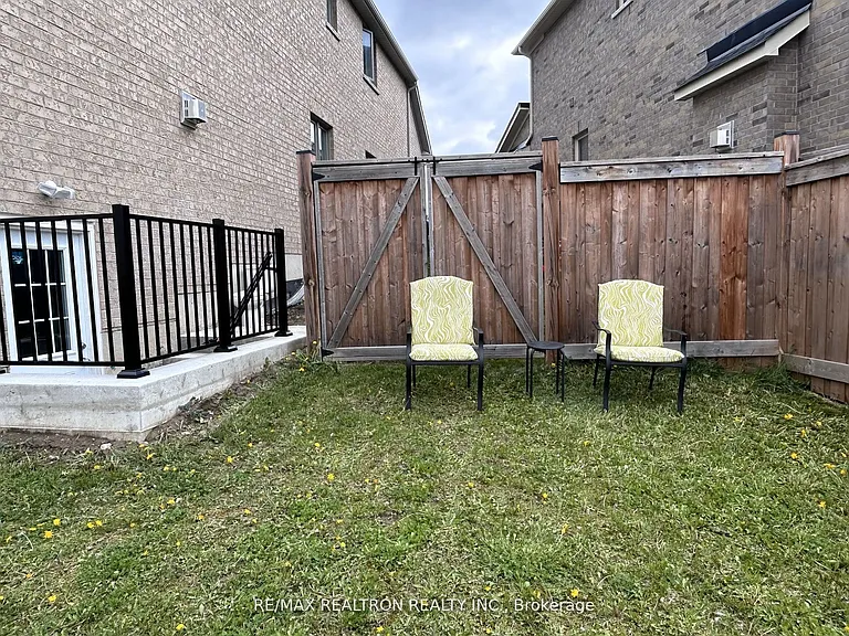 101 Milby Cres #BASEMENT — Photo 5