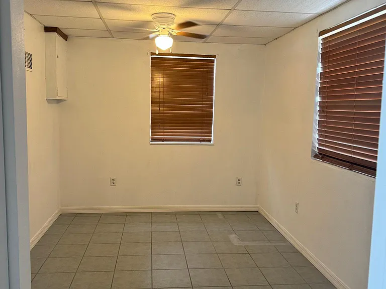 8790 Aero Ave — Photo 8