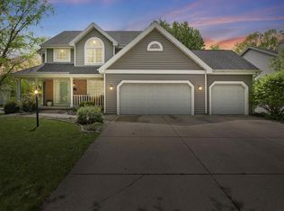 5507 Grassland Trail, Middleton, WI 53562