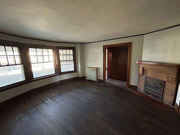 2nd image of 409 Middle Ave #53