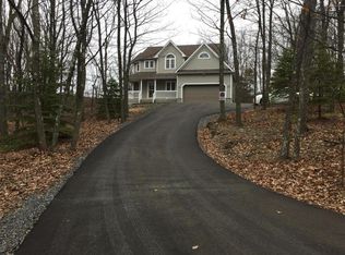 427 Laramie Rd, Effort, PA 18330