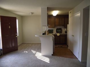 728 Jonestown Rd APT G, Winston Salem, NC 27103