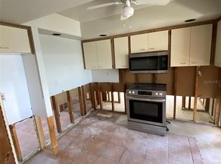 9915 Sandpiper Rd E, Bradenton, FL 34209