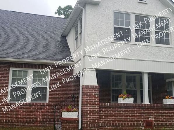 2509 E 4th St