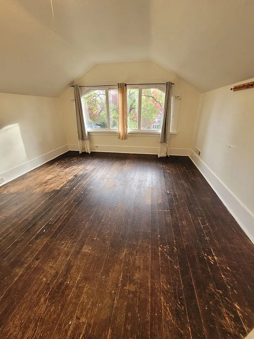284 Pearl Street — Photo 3