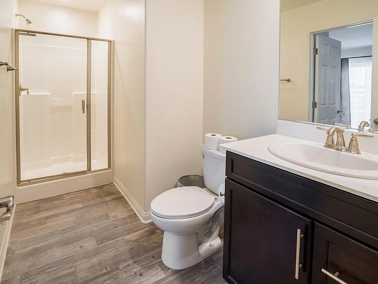 Ground/first floor attached bathroom