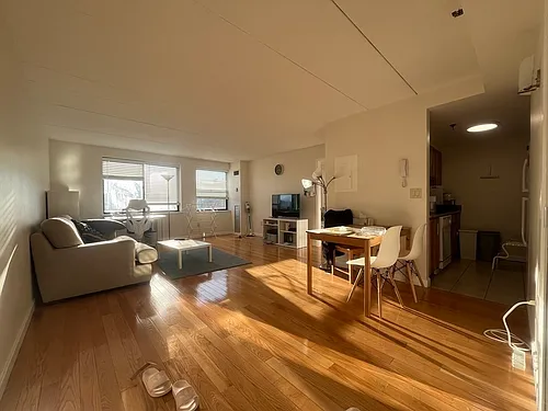 1933 Commonwealth Ave #504A Photo 1