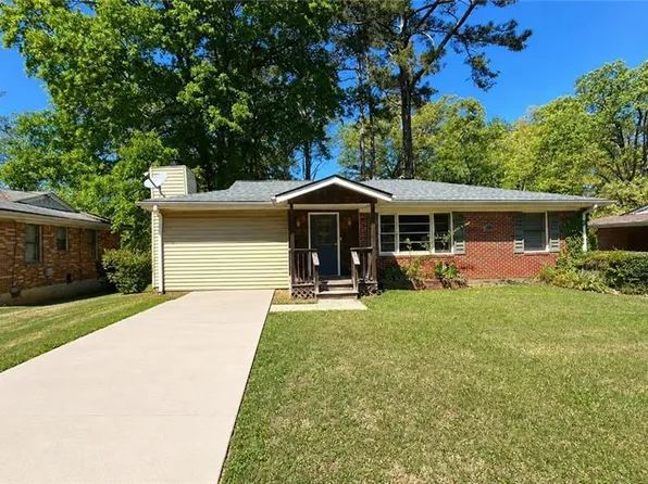 2215 Bonner Rd, East Pt, GA 30344