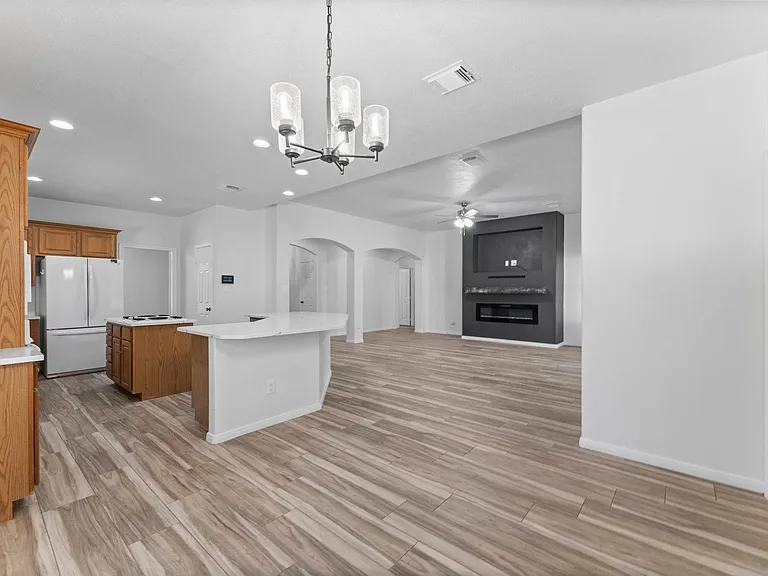 2333 Stableridge Dr — Photo 13