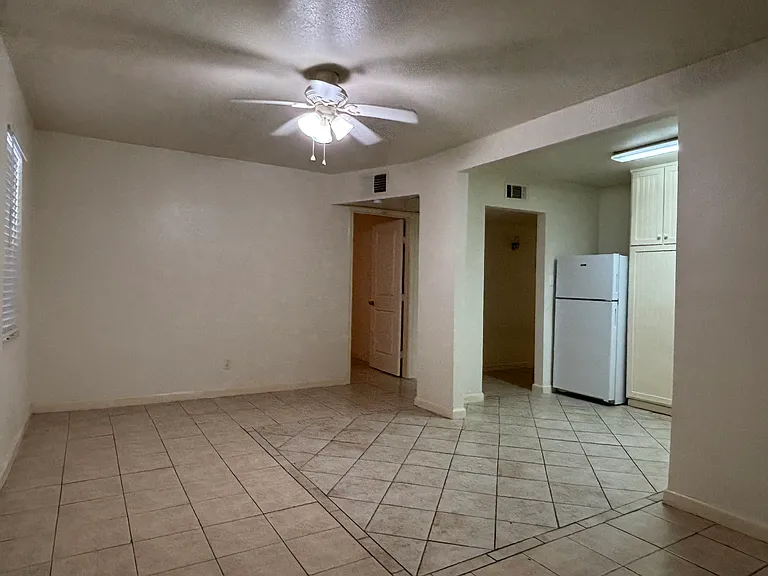 222 E Phillips Rd #3 — Photo 3