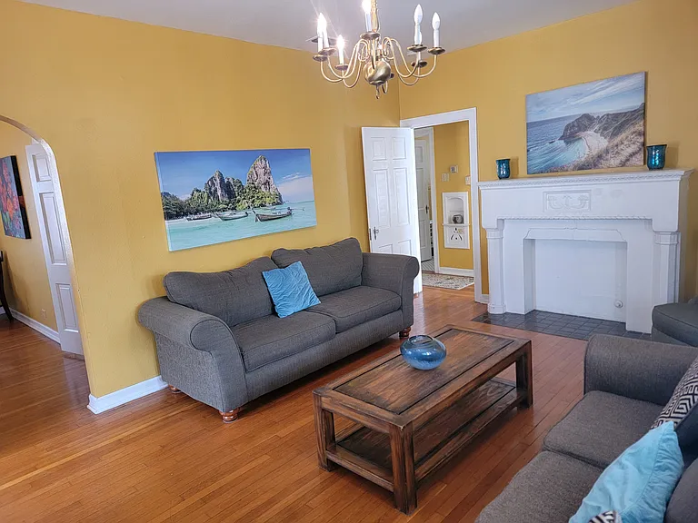 273 E Lullwood Ave — Photo 11
