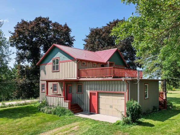 W11876 Moriah Rd, Columbus, WI 53925