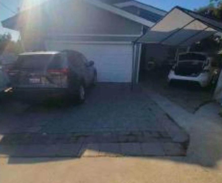 1st image of 1689 El Toro Way