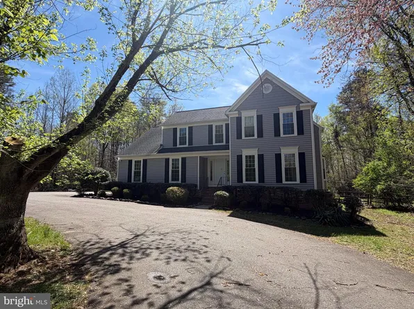 7300 River Rd, Fredericksburg, VA 22407