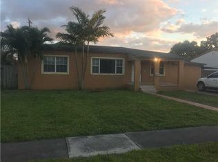 50 W 57th St, Hialeah, FL 33012