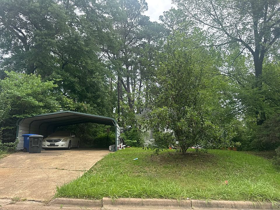 1st image of 2829 Elm St