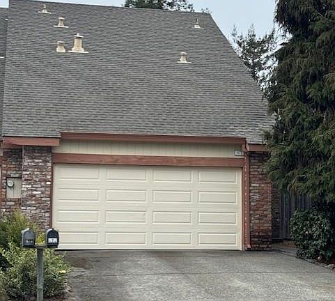 2nd image of 872 Hudis Street