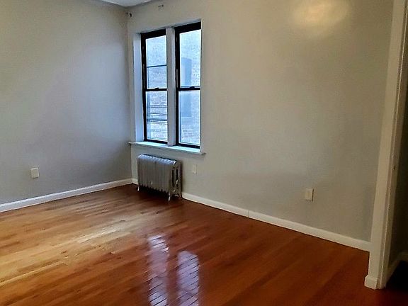 3rd image of 235 W 146th St APT 10B