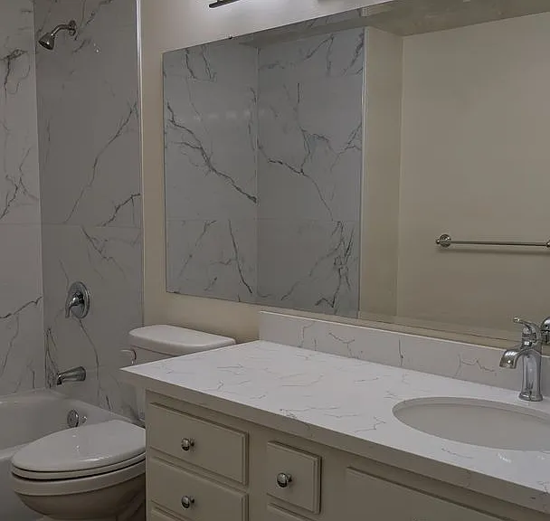 7930 SE 34th St #402 — Photo 19