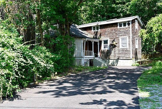 2nd image of 16 Herb Hill Rd