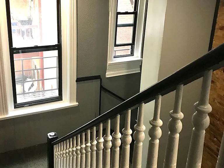 Walnut St. Apartments — Photo 17