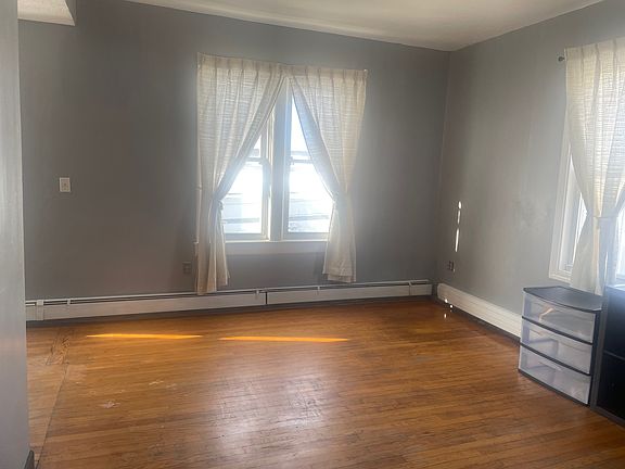 4th image of 53 Bagley St Floor 2