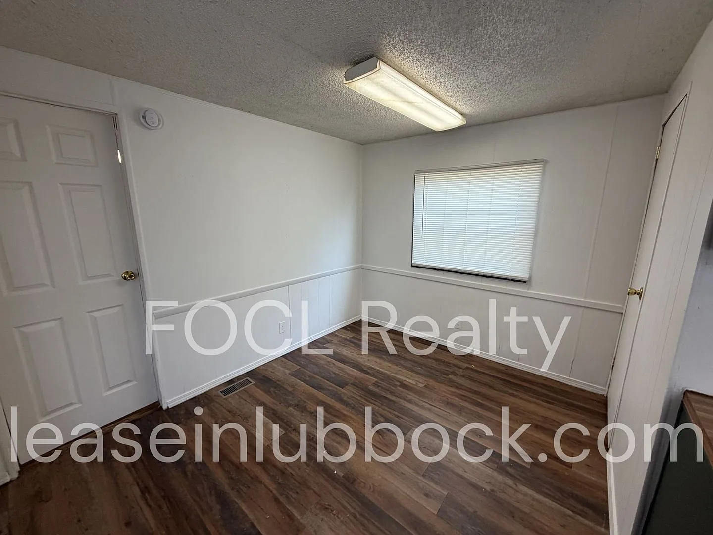 3 Bed, 2 Bath Mobile Home in Roosevelt School District — Photo 4